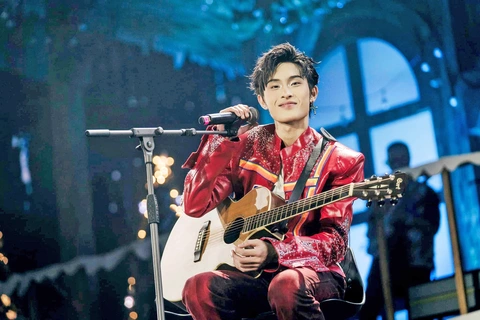 wren-evans-chan-dong-showbiz-viet-voi-nhung-bi-mat-tinh-ai-bung-no-15-05-6825b2d8cc819 Wren Evans - Chấn Động Showbiz Việt Với Những Bí Mật Tình Ái Bùng Nổ 15.05
